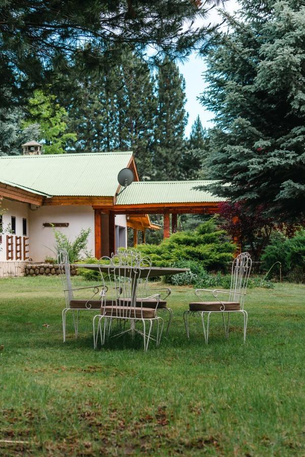 Estancia Quillen Lodge - Hosteria Aluminé Eksteriør billede